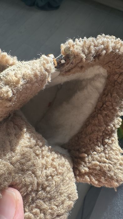 Продам детские сапожки