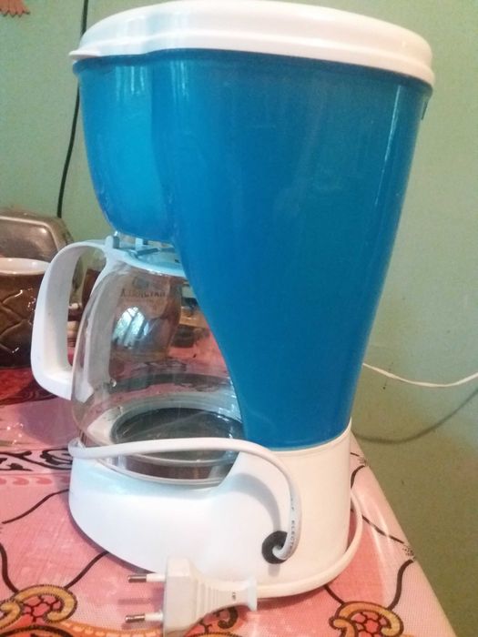 Продам кофеварку