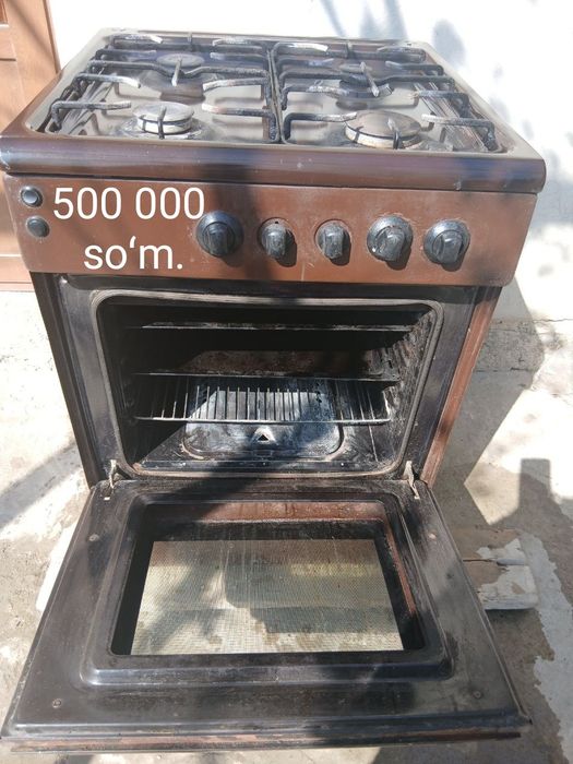 Sotiladi xolodilniklar va gaz plita