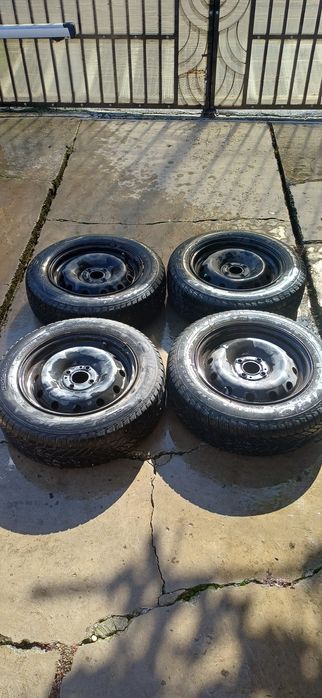 8  jante tabla Logan: 4 cu anvelope de vara si 4 simple