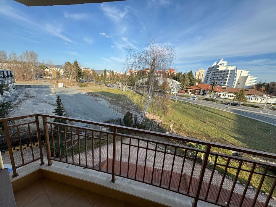 Продава се Двустаен апартамент в к.к. Слънчев бряг - 87 кв.м за 897 €/кв.м - Снимка #11