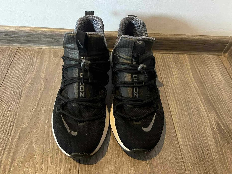 Nike Zoom Sport Grey & Black