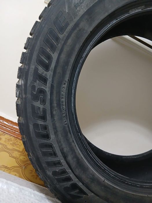 Зимние шины R18.