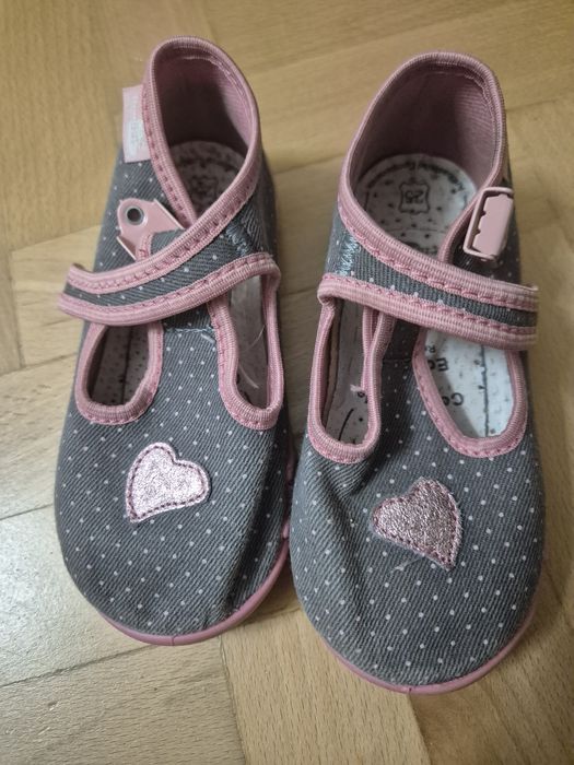 Детски пантофи от 23 до 26н