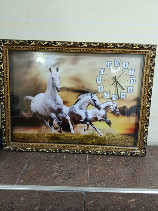 Продам часы настенные