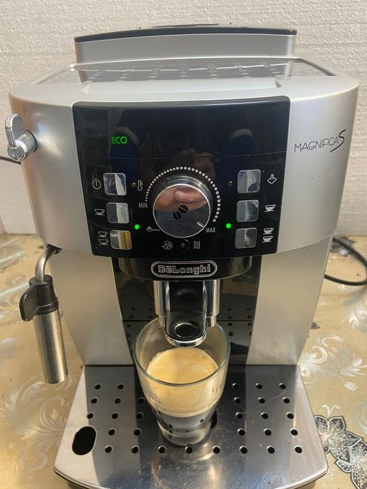 Espresor cafea DeLonghi magnifica S