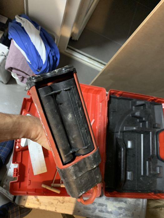 Pistol manual Hilti