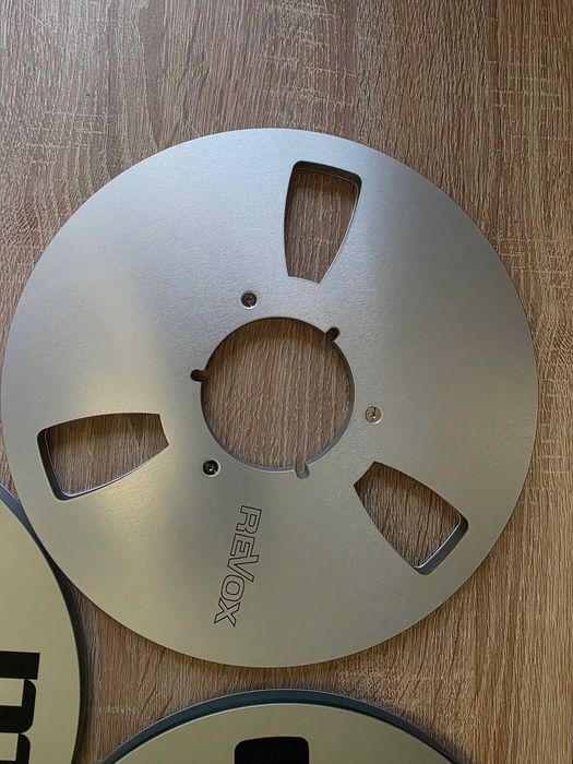Banzi Revox  prindere NAB