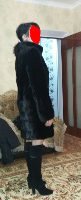 Продам черную шубу