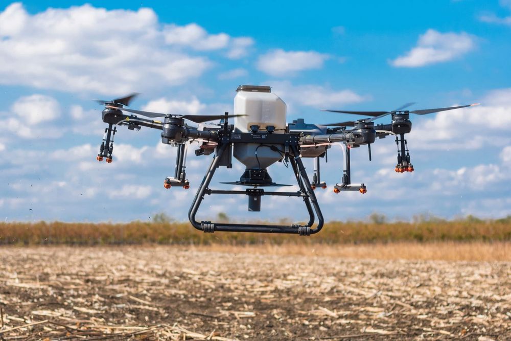Услуга пръска е с агро дрон в цялата страна