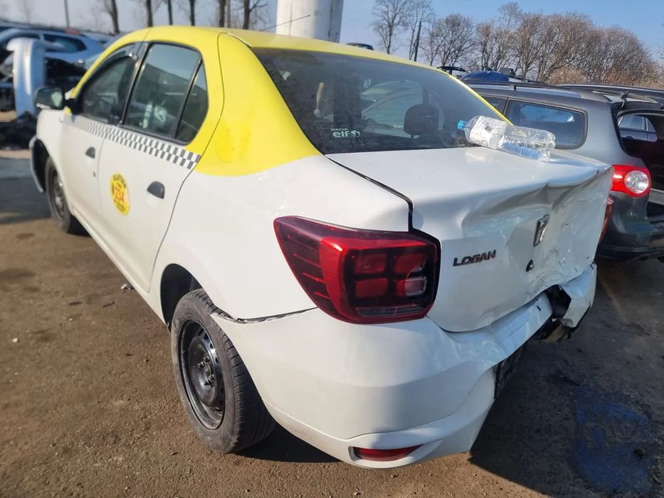 motor fara anexe cutie de viteze viteza manuala  5 trepte  ambreiaj volanta alternator electromotor kit chit pornire Dacia Logan 2 facelift, an 2017, motor 1.0 SCe, 74cp