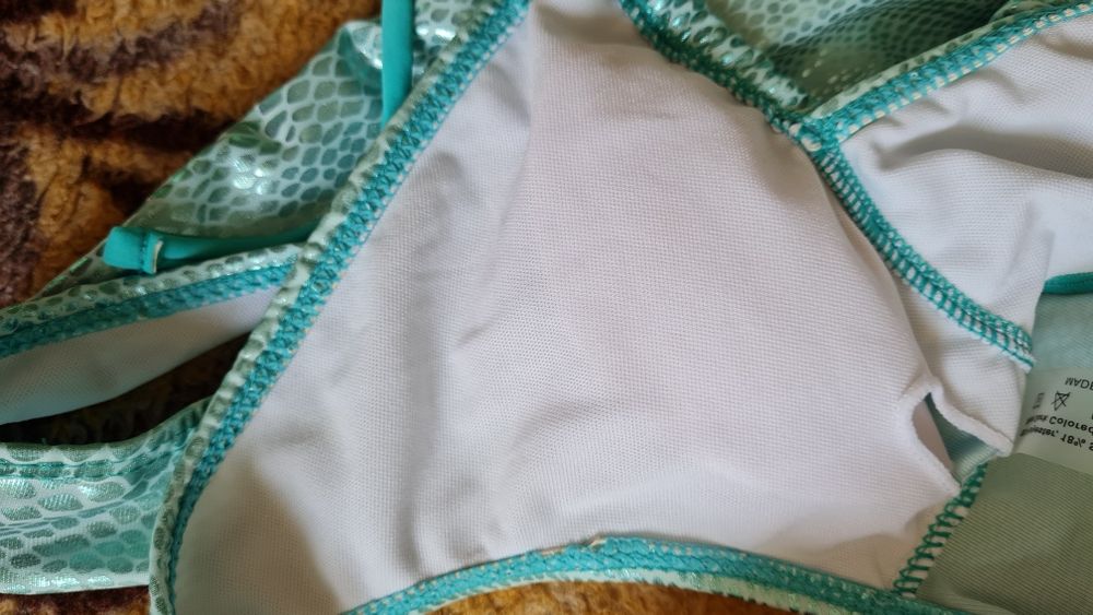 Costum de baie întreg Nou