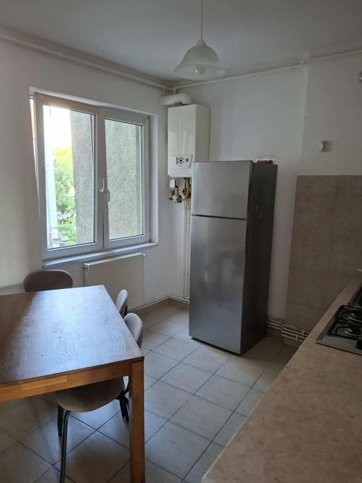 Caut Coleg Apartament Ultra Central Cluj Napoca-Piata Mihai Viteazu-8 minute de mers pe jos până în centru