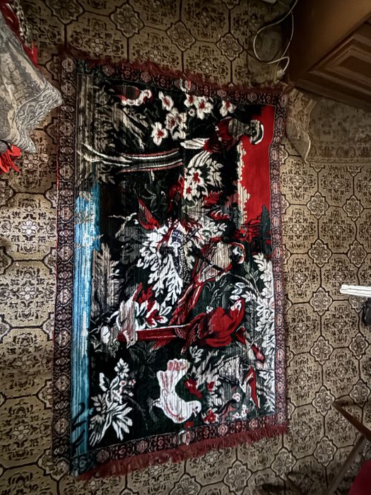 Vand covoare vechi! Mai multe detali in privat