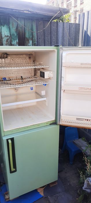 Продам холодильник рабочий