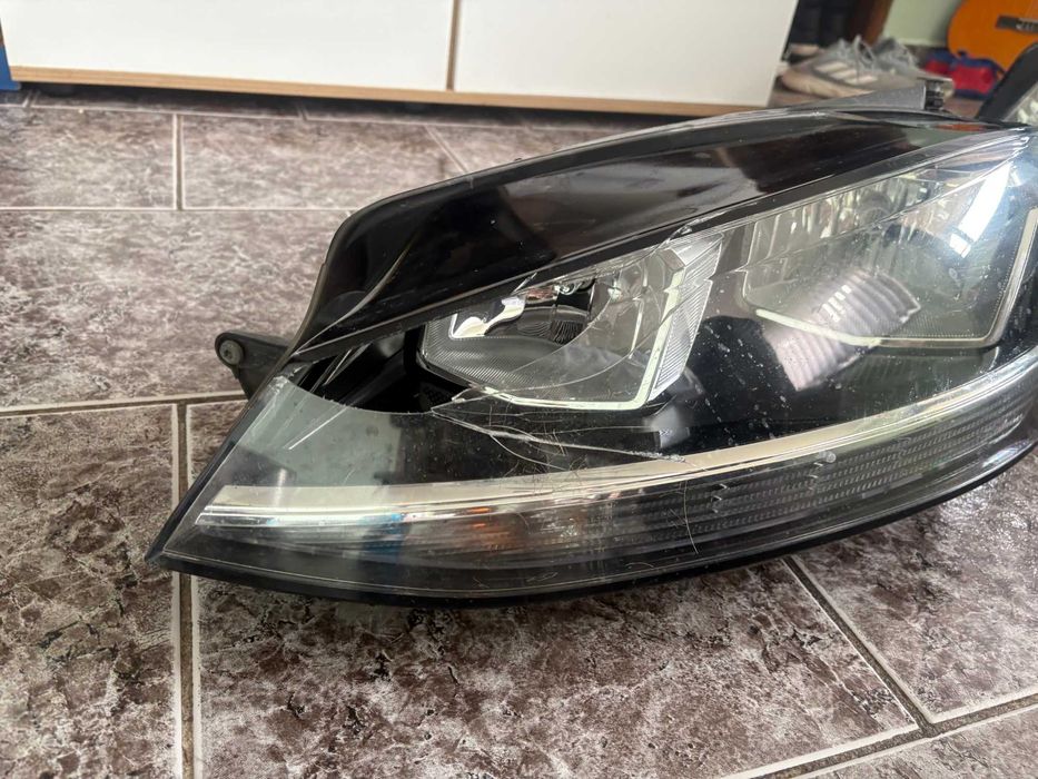 Ляв фар за Голф 7 / VW Golf VII