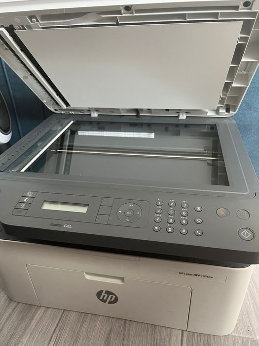 Продам принтер hp