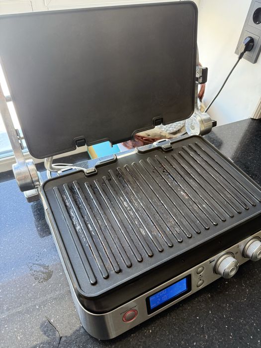 Продам мультигриль Delonghi