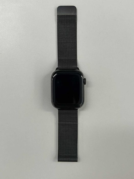 Apple Watch 9 GPS + Cellular, 45mm Graphite Stainless Steel Case