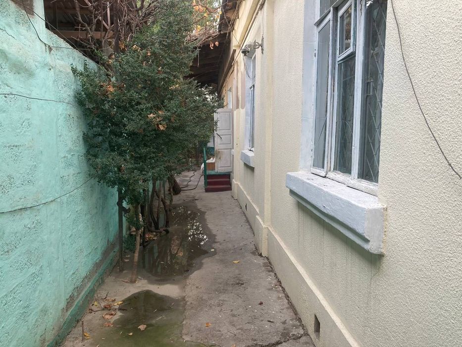 ГЕЙДАРА АЛИЕВА, 10 минут от центра города, гаспиталки дом вдоль дороги