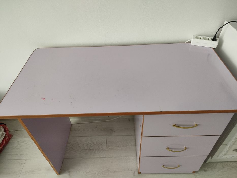 Парта для школьников