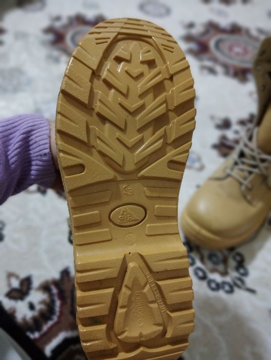 Сапоги летние новые ( с металлическим носиком )