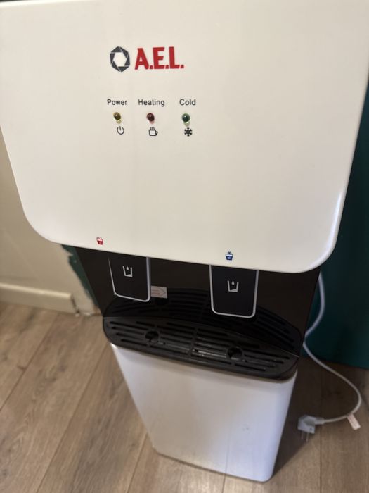 Кулер для воды новый! ТОРГ