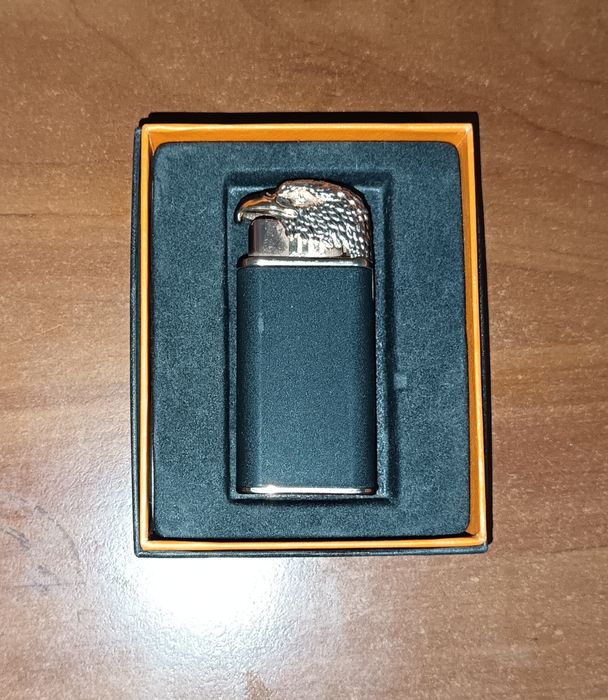 Bricheta cap de vultur