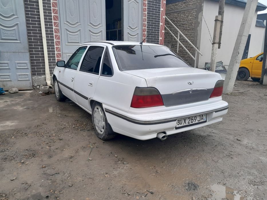 Nexia 1 sotiladi polni asvijit bulgan