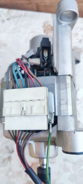 Електромотори за пералня и перални Whirlpool за части.