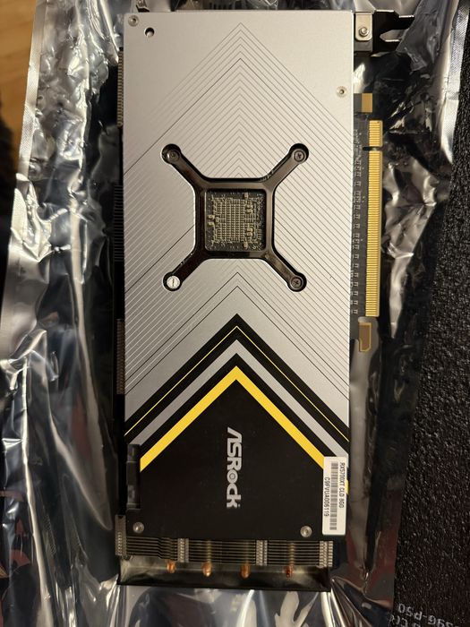 Видео карта ASRock Radeon RX 5700 XT CHALLENGER D 8G OC