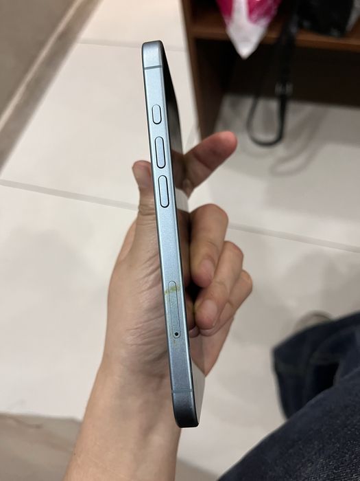 Sotiladi iphone 16