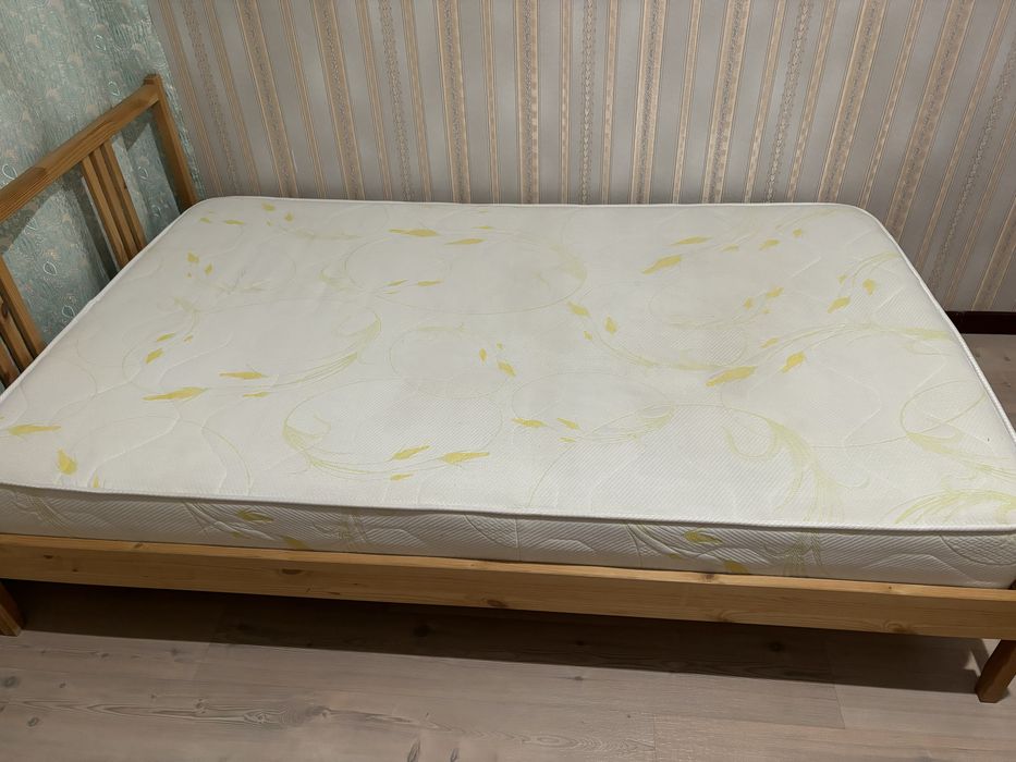 Продам матрас 120*200