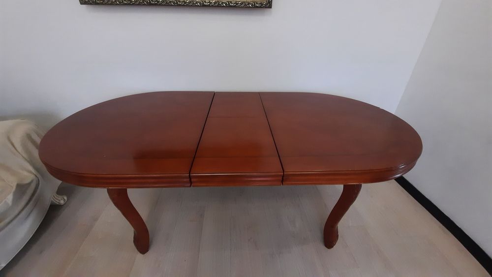 Продам хороший стол