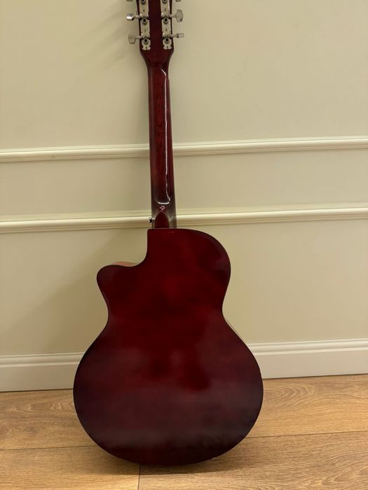 Продаю срочно Гитару