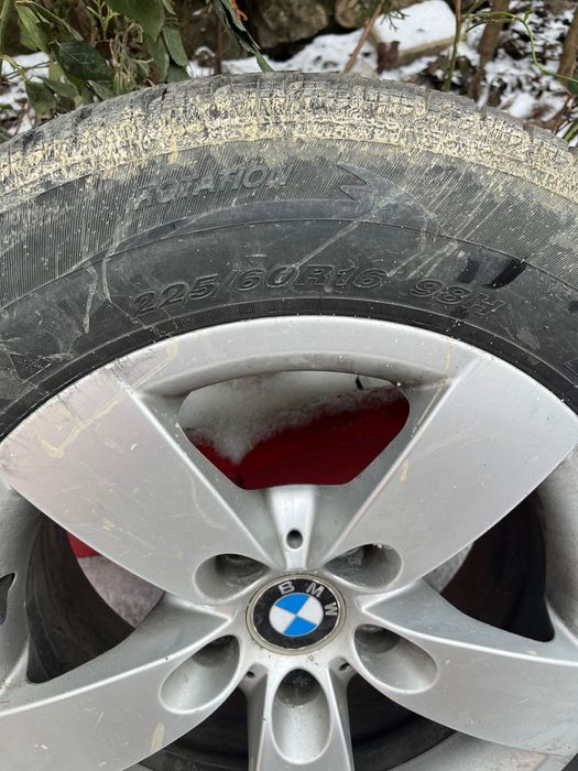 Vând jante R16  cu  cauciucuri iarnă