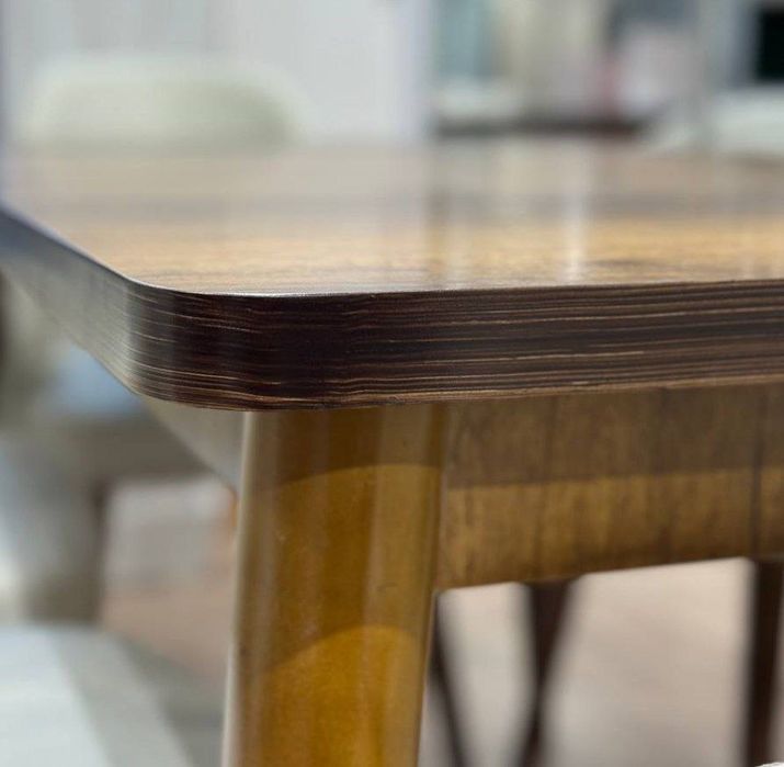 Обеденный стол и стулья по акции