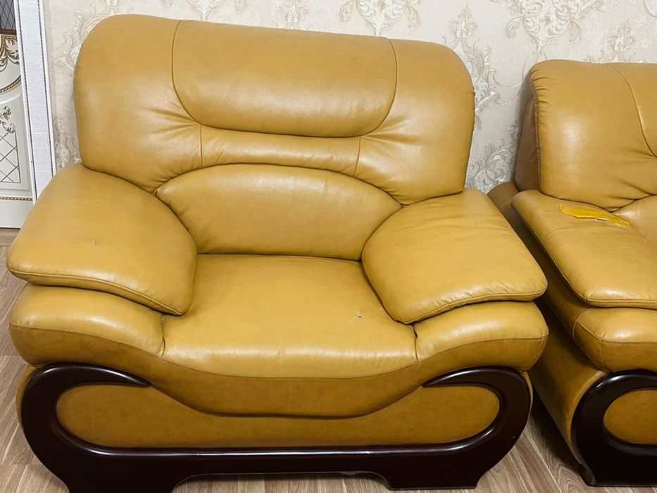 Срочно продается диван