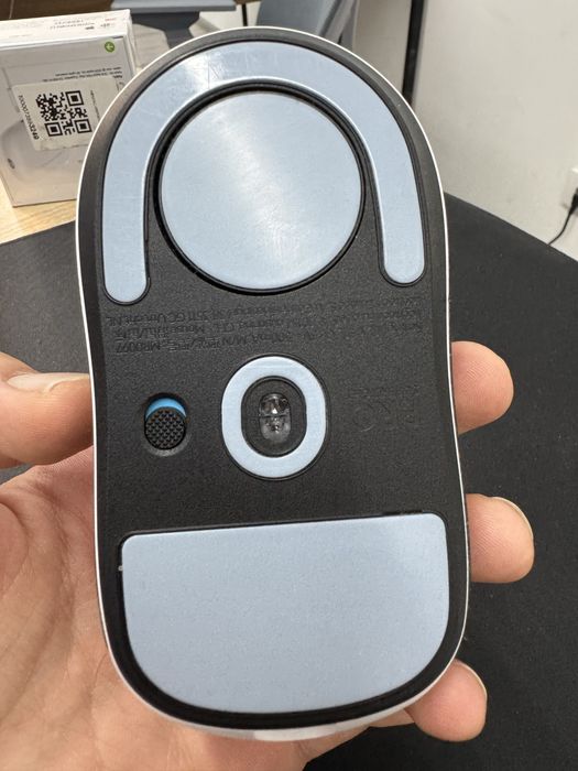 Mishka Superlight 2 pochti yengi