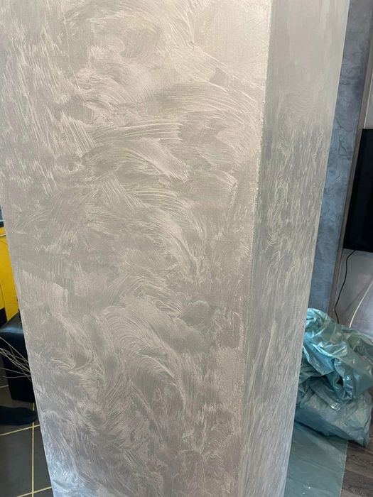 Декоративни мазилки и полагане на ламинат на под и стени