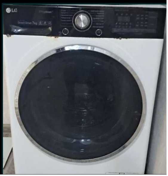 Стиральная машинка  Invertor LG 7 кг Автомат