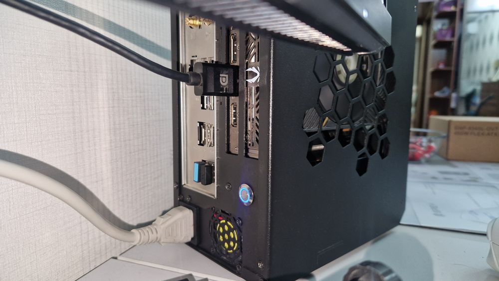 МИНИ Компьютер mini ITX CustomMOD’s FLEX 4.5L