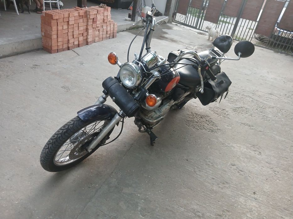 Vând YAMAHA 125,