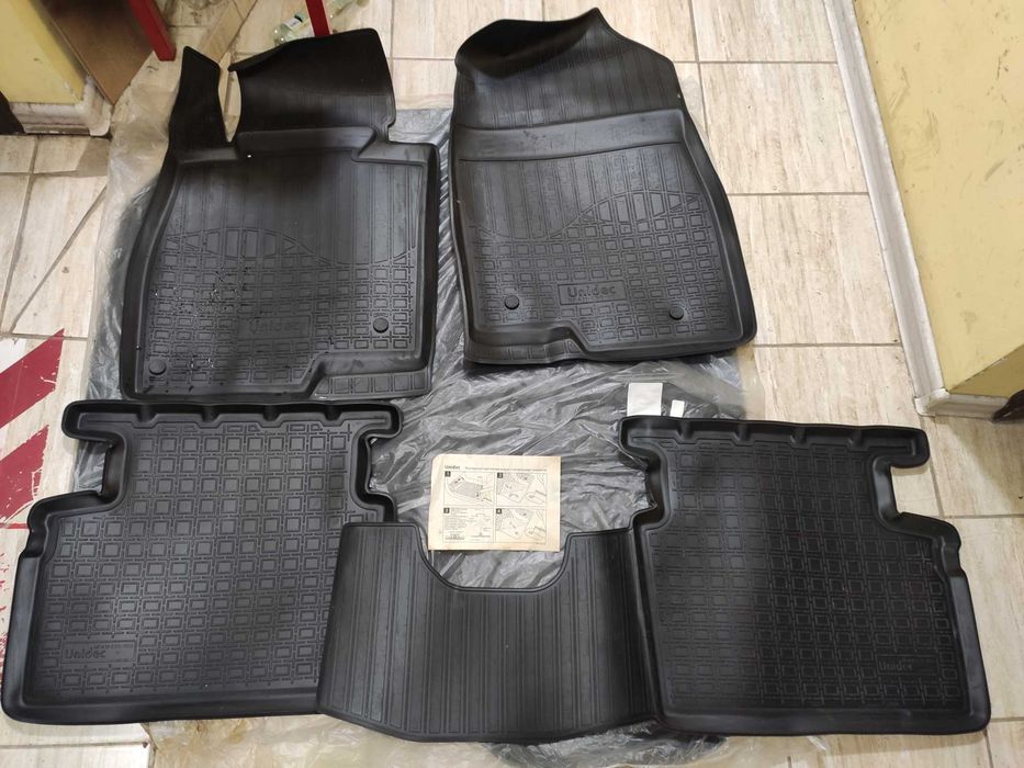 Ковры в салон Mazda3
