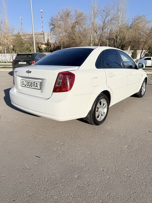 Продаётся Lachetti Gentra