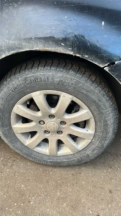 Dezmembrez Volkswagen Touran an 2007 2.0 bkd cutie automata