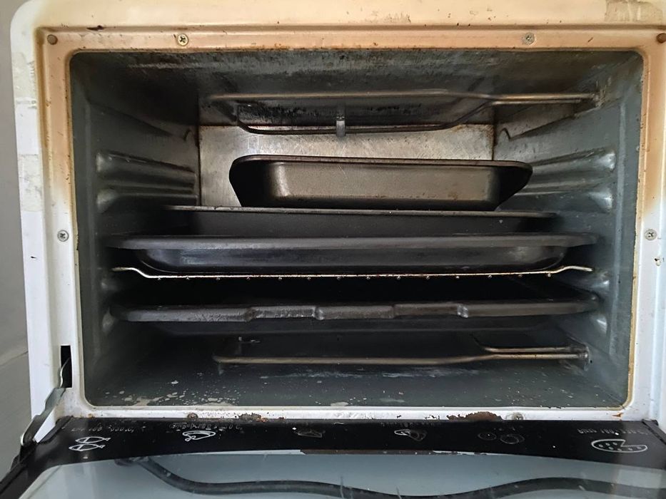 Кухонная духовка, плита