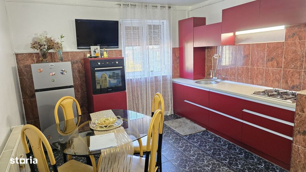 Vand apartament 2 camere dec.  Deva,  Balcescu, intersectie cu 22 Dec
