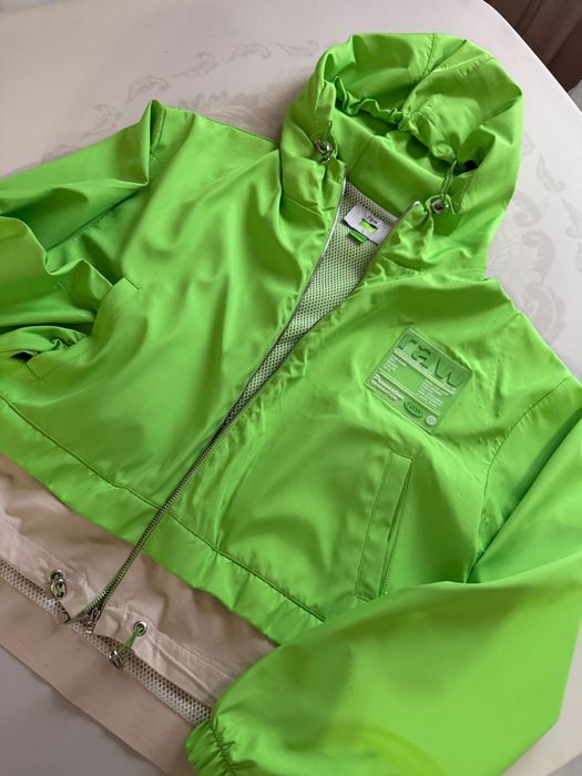 Продавам пролетно яке