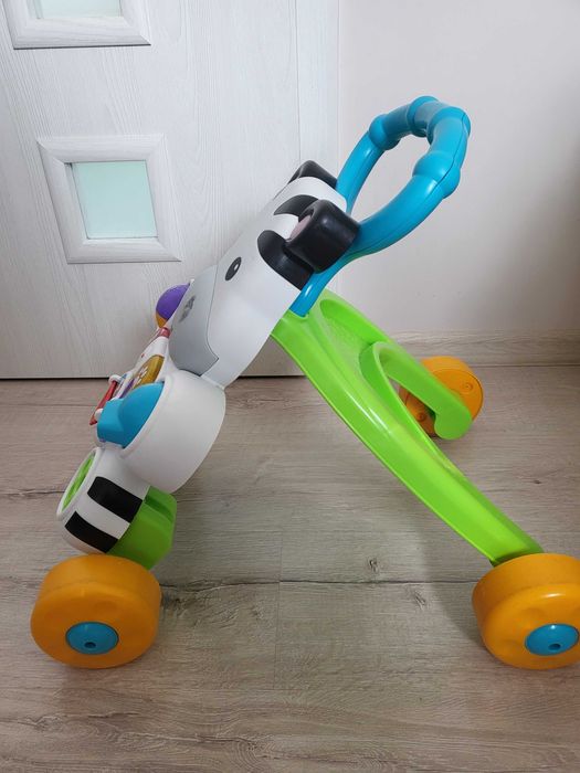 Уокър / проходилка на Fisher price